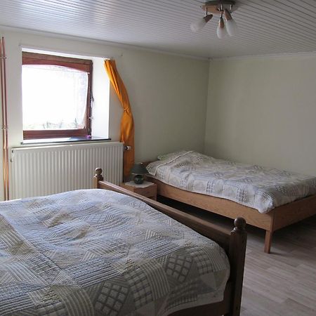Les Chevrefeuilles Villa Walcourt Eksteriør bilde